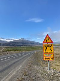 IJsland - Waarschuwingsbord 